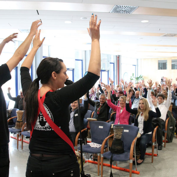 wj_wt2015_07_drum-cafe_06