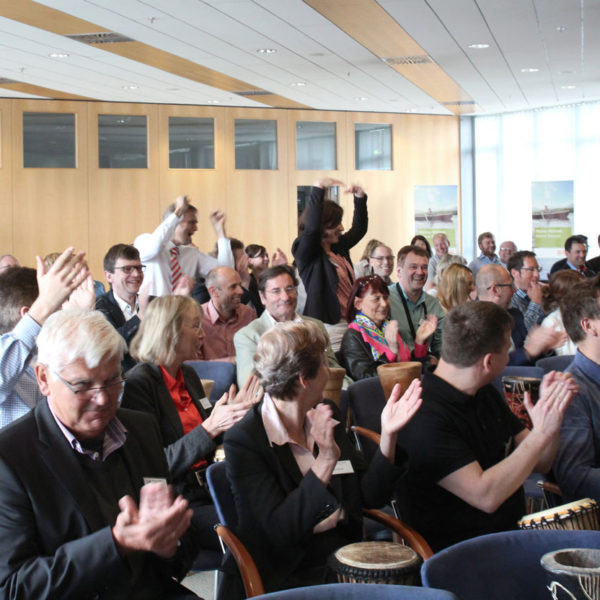 wj_wt2015_07_drum-cafe_12