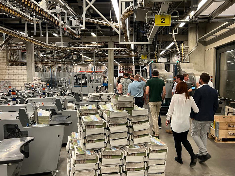 Besuch im Druckzentrum Besuch im Druckzentrum